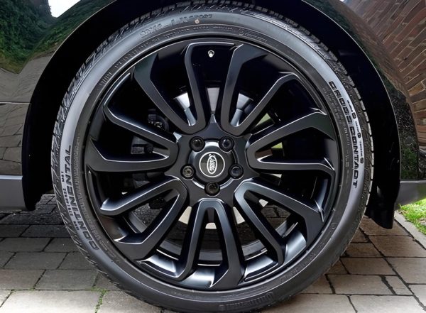 22” Range Rover Autobiography Wheels with new tyres