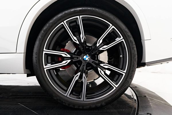 21” BMW Go5/ Go6 Wheels with Pirelli Runflat Tyres