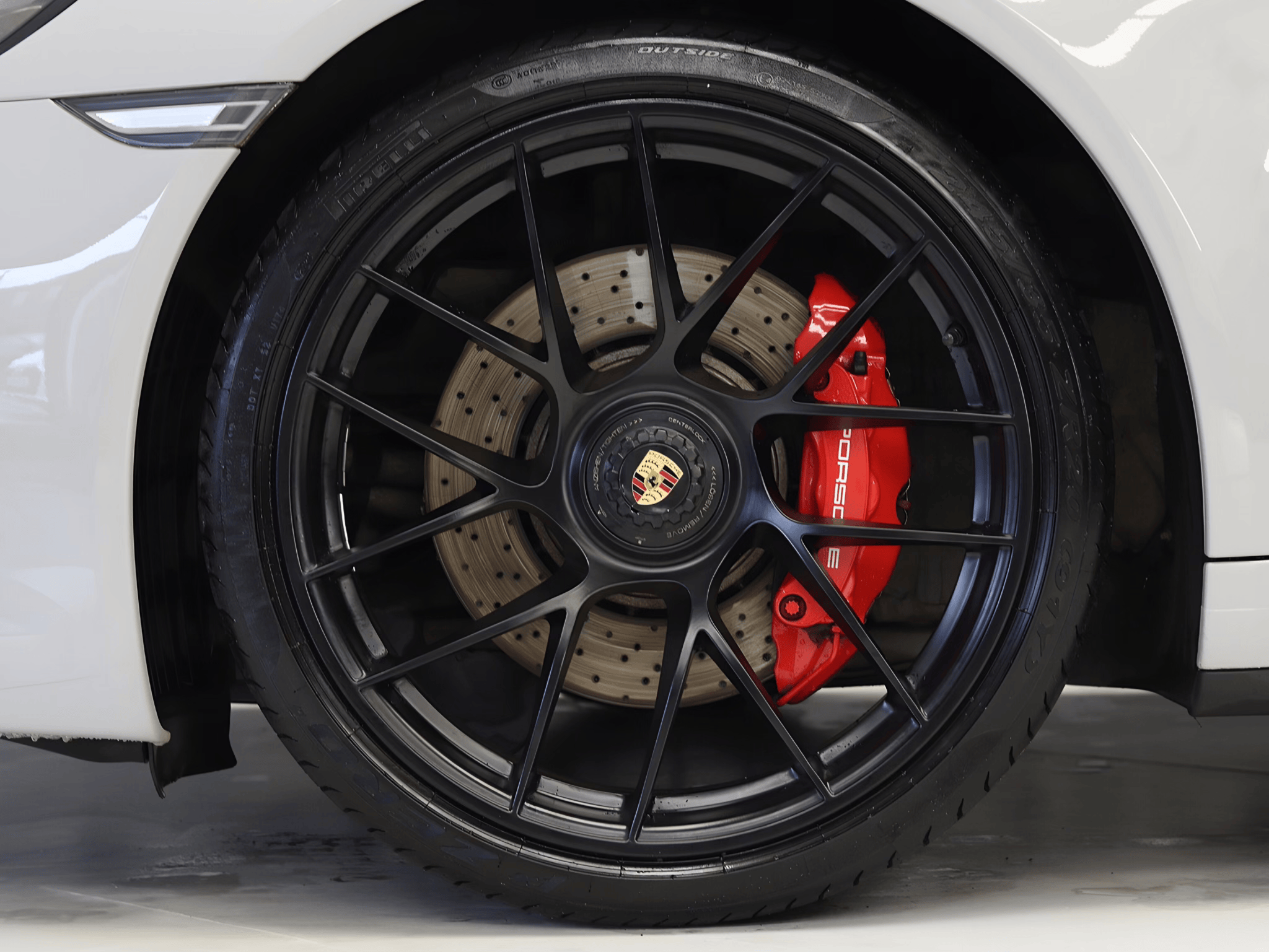 20” OEM Porsche 911 Carrera Wheels with Pirelli Tyres