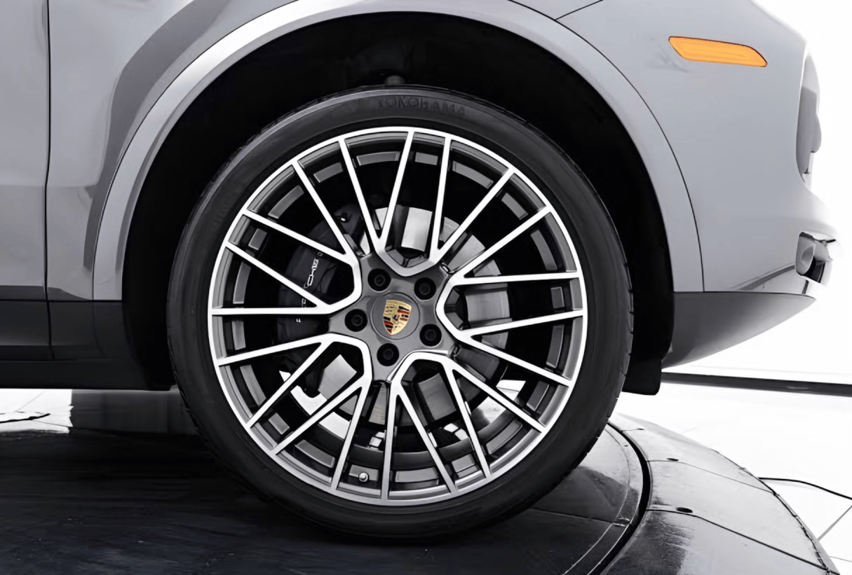 20” Porsche Cayenne/ Panamera Wheels with Brand New Yokohama Tyres - Image 2