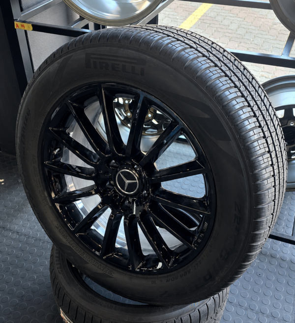 Genuine Mercedes-Benz G-Class AMG 20-inch OEM wheels with Pirelli tyres